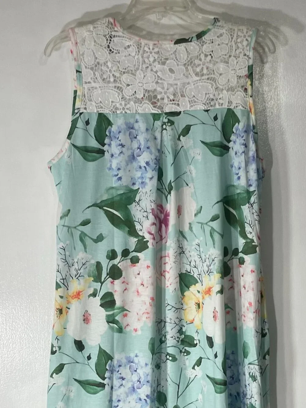 Women’s Green Floral Sleeveless Nightgown Med Lace Trim Knee Length Excellent